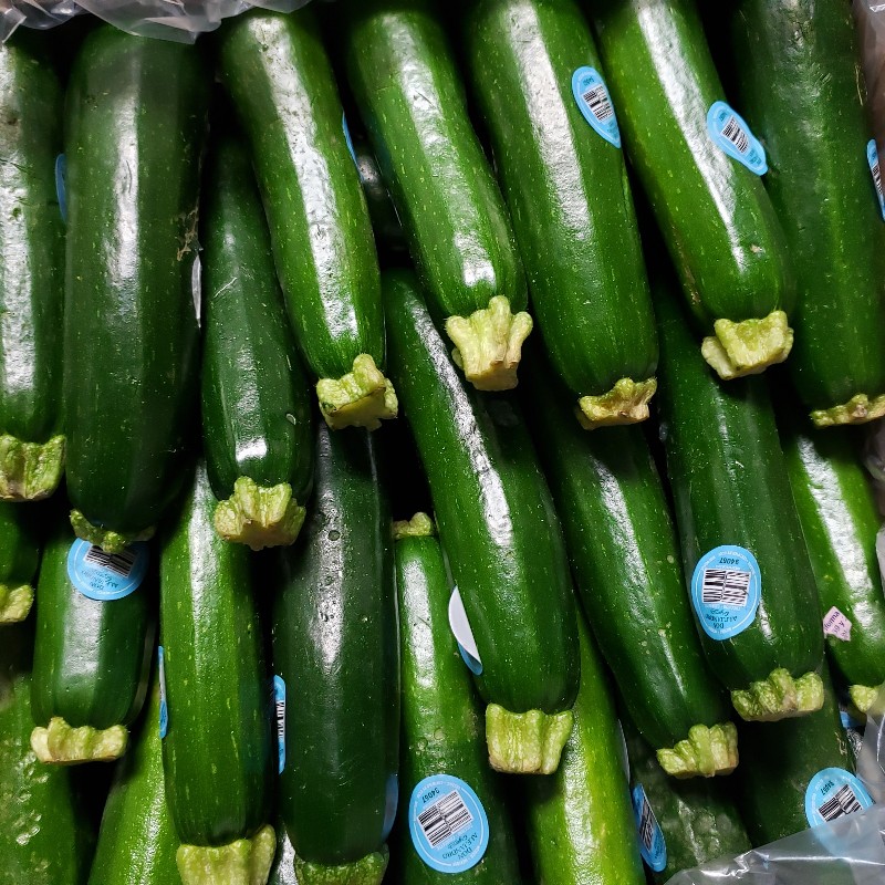 Zucchini, 1lb - Mike & Mike's