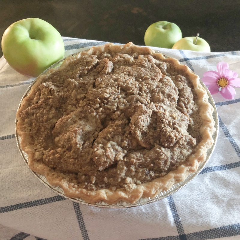 Organic Sour Cream Dutch Apple Pie, whole 9" - Lavender & Honey