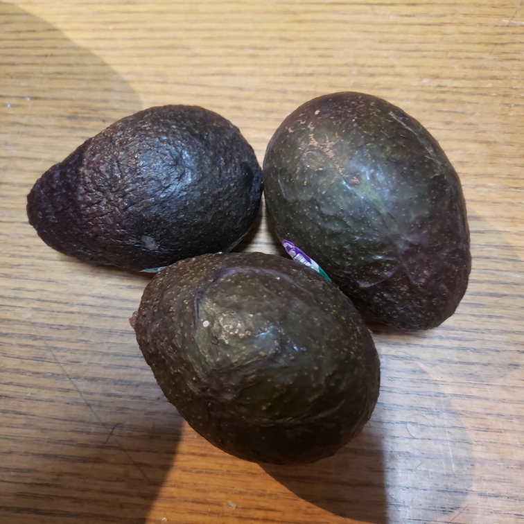 Avocados, 3 pack- Ripe