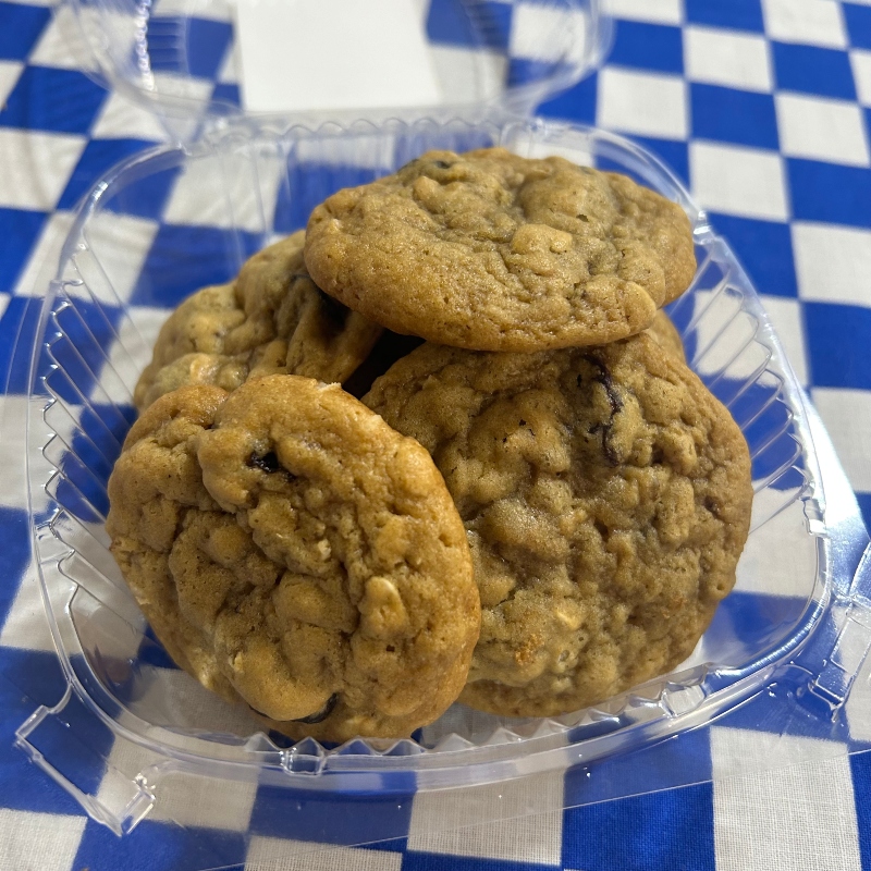 Organic Sourdough Einkorn Oatmeal Raisin Cookies, 1/2 doz - The Sustainable Kitchen